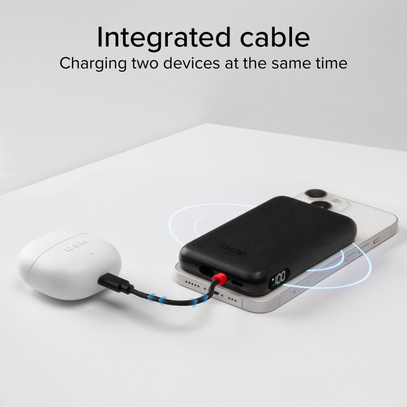 5000 mAh powerbank with integrated USB-C cable, 20W PD charger compatible with MagSafe wireless charging