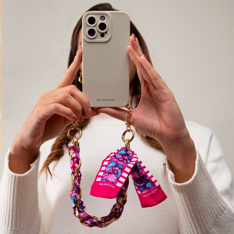 iPhone 13 Pro cover with wrist chain and foulard