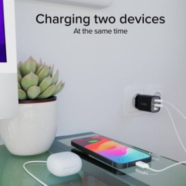 Wall charger with LCD screen, 1 USB-C PD 30W output, 1 USB-A 18W output