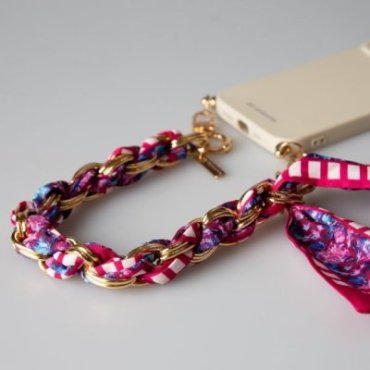 iPhone 14 Pro cover with wrist chain and foulard