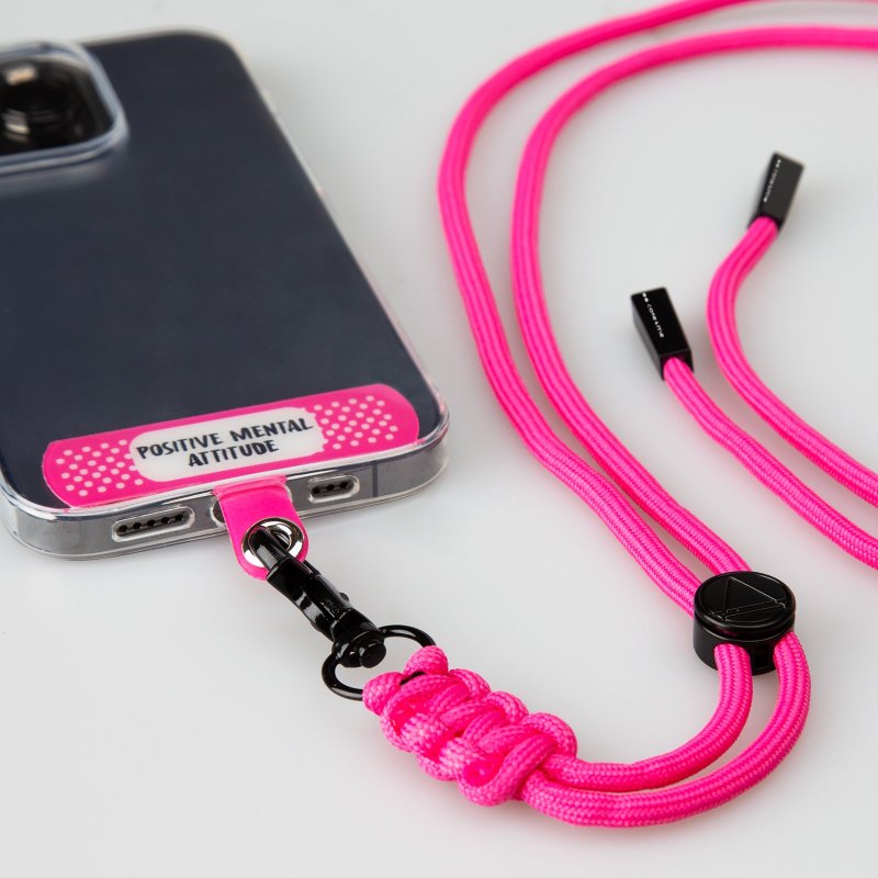 Plaster-shaped universal lanyard for smartphones