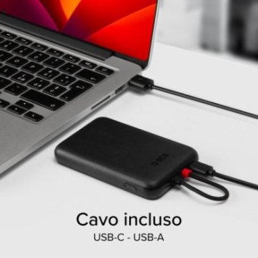 5000 mAh powerbank with integrated USB-C cable, 20W PD charger compatible with MagSafe wireless charging